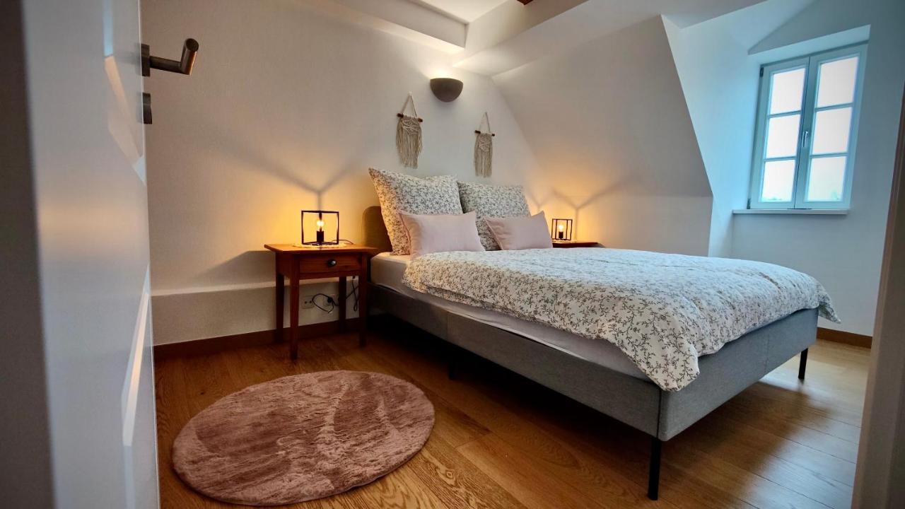 One Apartment'S⎢Neu+Zentral⎢Alberstplatz⎢Altbau Coburg Buitenkant foto