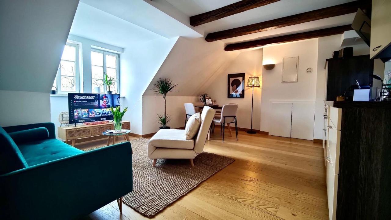 One Apartment'S⎢Neu+Zentral⎢Alberstplatz⎢Altbau Coburg Buitenkant foto